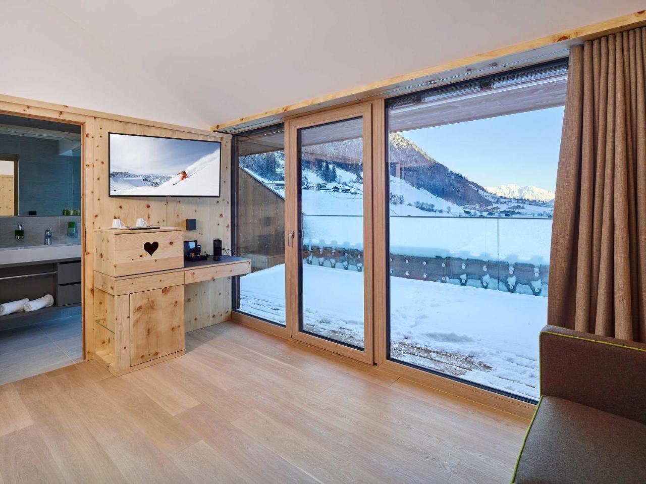 Alpeiner - Nature Resort Tirol Neustift im Stubaital Luaran gambar